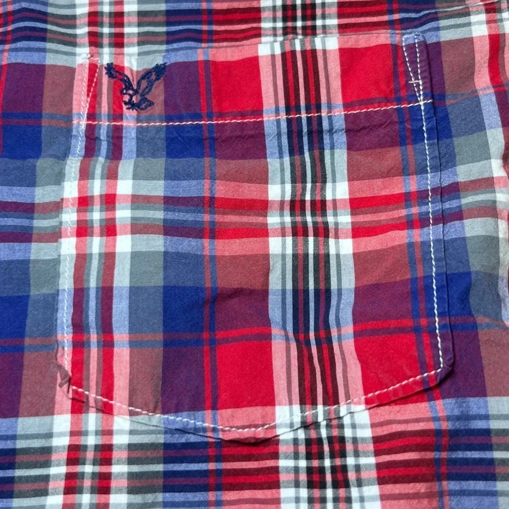 American Eagle Mens Size Short Sleeve Large Shirt Red Blue Plaid Vintage Fit‎